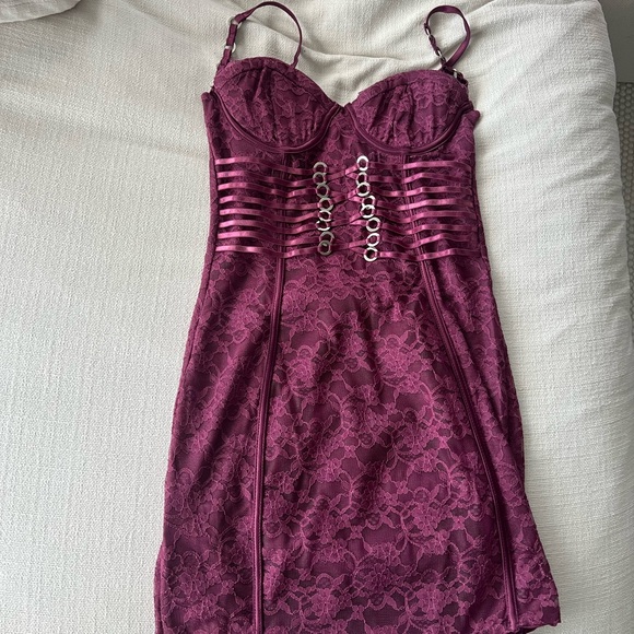 Outcast Sylvie Dress - Picture 3 of 4